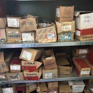 Werkstattschrank (mit Inhalt) – Bild 3