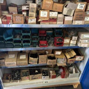 Werkstattschrank (mit Inhalt) – Bild 3