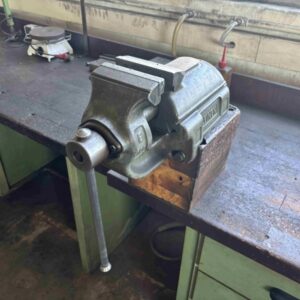 Doppel-Werkbank (mit Inhalt) – Bild 2