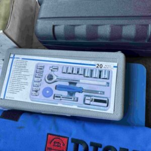 Werkbank, Schraubstock (mit Inhalt, ohne Elektrogeräte) – Bild 8