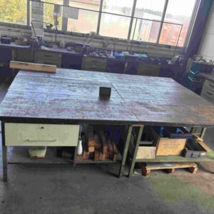 Arbeitsinsel: 6 Werkbänke – Bild 1
