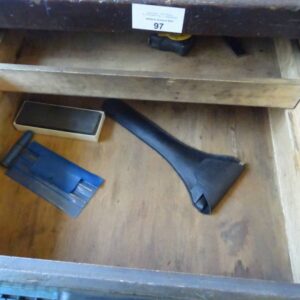 Doppel-Werkbank (mit Inhalt) – Bild 3
