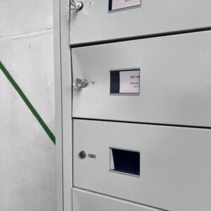 Metallschrank – Bild 2