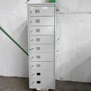 Metallschrank – Bild 1