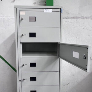 Metallschrank – Bild 2