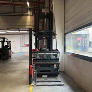 LINDE  K Hochregal- / Schmalgangstapler – Bild 3