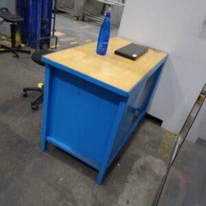 Werkbank mit Schrank – Bild 3