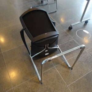 KÖNIG & NEURATH Freischwinger Bepsrechungsstuhl Besucherstuhl nicht stapelbar – Bild 5