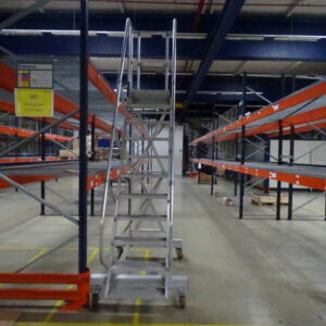 GÜNZBURGER STEIGTECHNIK mobile Alu-Podestleiter – Bild 2