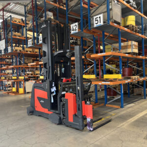 LINDE  K Hochregal- / Schmalgangstapler – Bild 1