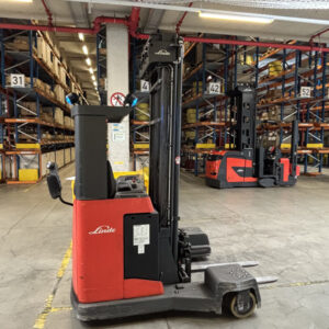 LINDE UFS2000 TVFRE680  Elektro-Schubmaststapler, Vierwegsrtapler – Bild 2