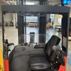 LINDE UFS2000 TVFRE680  Elektro-Schubmaststapler, Vierwegsrtapler – Bild 4