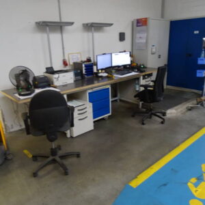 Arbeitstisch – Bild 1