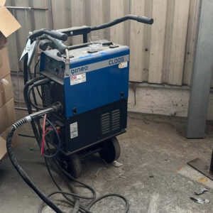 Cloos Qineo Micro Pulse 300 MIG/MAG-Schweissgeraet mit Kuehleinheit – Bild 1