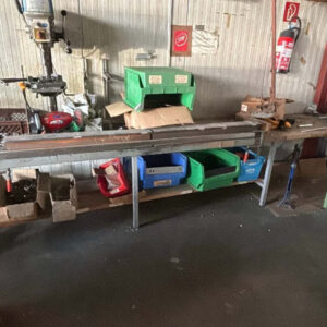 Werktisch Stahl, lang – Bild 1